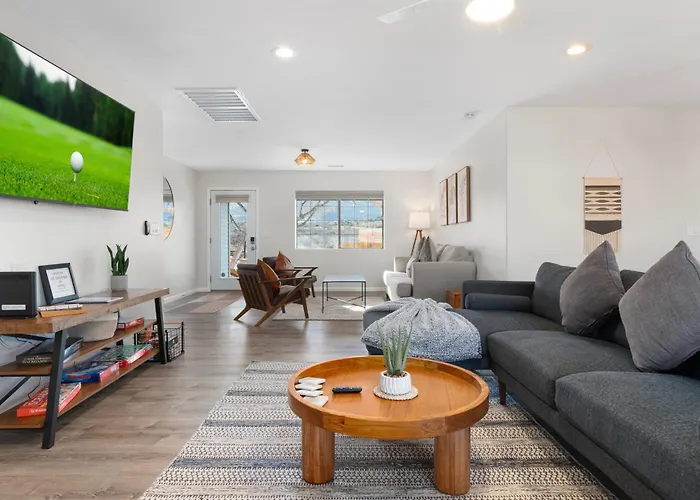 Mountainview Zen Retreat With Hot Tub, Game Room, Close To Old Town Cottonwood