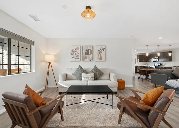 Villa Mountainview Zen Retreat With Hot Tub, Game Room, Close To Old Town