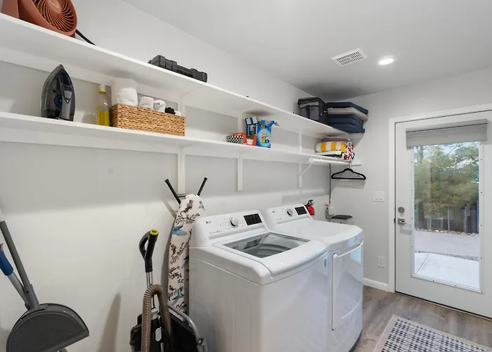 Mountainview Zen Retreat With Hot Tub, Game Room, Close To Old Town Villa