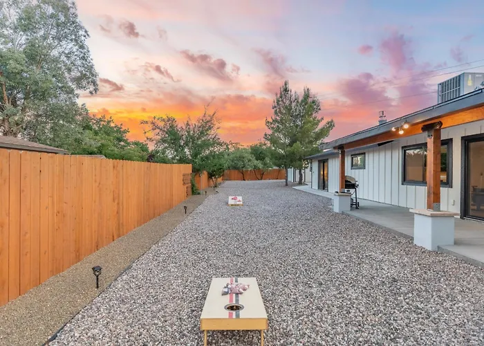 Villa Mountainview Zen Retreat With Hot Tub, Game Room, Close To Old Town *