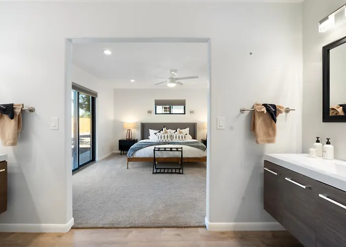 Mountainview Zen Retreat With Hot Tub, Game Room, Close To Old Town